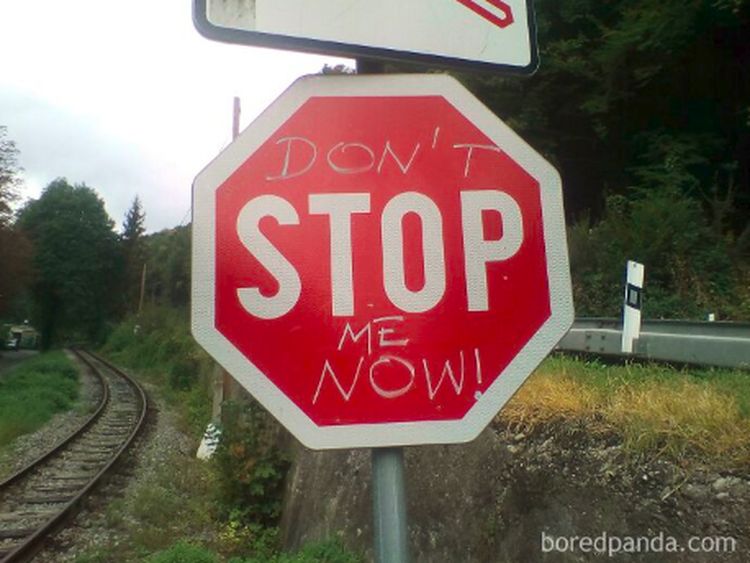 Deretan Vandalisme Absurd dan Kreatif, Jangan Ditiru!