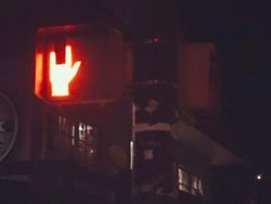 Deretan Vandalisme Absurd dan Kreatif, Jangan Ditiru!