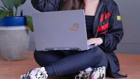 Winda Lunardi, atlet eSport, yang menabungkan uangnya Rp 15 miliar dan uang ibunya, Floleta Lizzy Wiguna, senilai Rp 5 miliar di Maybank, menjadi korban penggelapan. Ia dan ibunya mendapati sisa saldo di rekeningnya hanya Rp 600 ribu dan di rekening ibunya kurang dari Rp 17 juta. Istimewa/dok.Instagram/evos.earl  