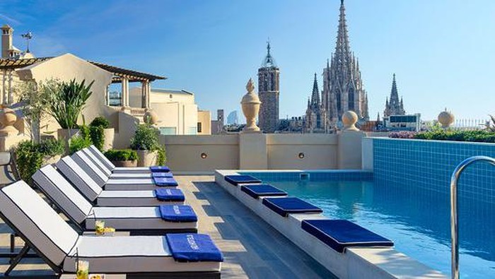 25 Hotel yang Terbanyak Masuk Daftar Simpan Traveler dalam TripAdvisor