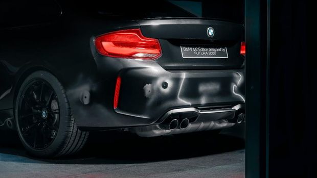 BMW M2 edisi terbatas bergaya FUTURA 2000