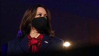 Joe Biden turut didampingi Kamala Harris.