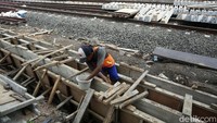 Kini proyek tersebut dikebut dan diharapkan selesai sesuai target.