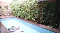 Kolam renang di dalam rumah Gisel. Foto: YouTube ITIKK Family
