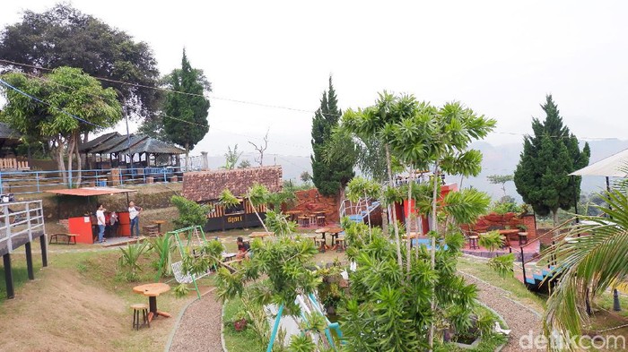 Wisata Kuliner Caringin Tilu Bandung
