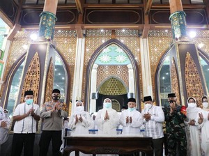 Gubernur Jatim & Wali Kota Resmikan Masjid Agung Tertua di Mojokerto