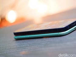 Mending iPhone 12 atau iPhone 11?