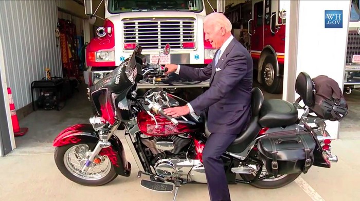 Joe Biden Demen Motoran