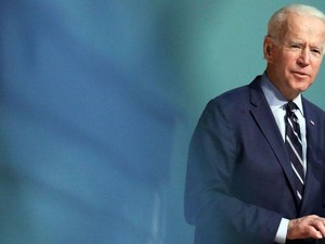 Seperti Jokowi, Joe Biden Juga Demen Motoran