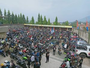 Langgar Prokes, Kopdar Komunitas Motor di Lembang Dibubarkan Polisi