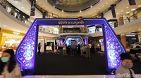 Pameran foto karya Fauzie Helmy tersebut dalam rangka memperingati Hari Wayang Sedunia yang jatuh pada tanggal 7 November.  