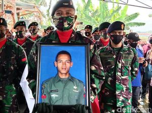 Isyarat Saudara Kembar Pratu Firdaus yang Gugur Ditembak KKB Papua