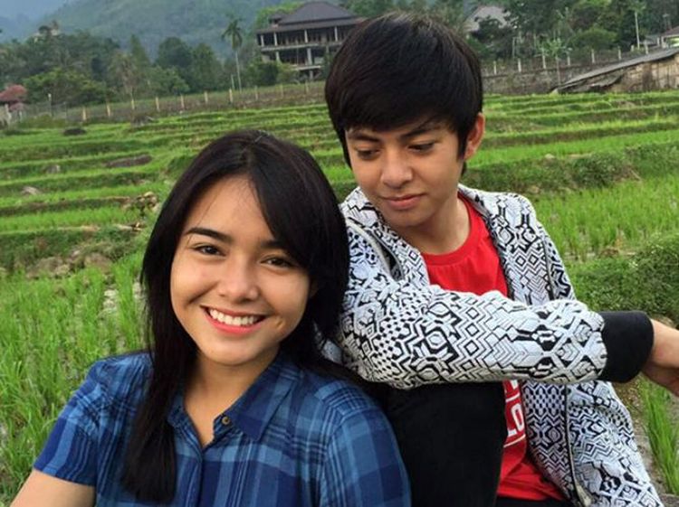 6 Potret Pasangan Artis Indonesia yang Diduga Hanya Jadi Pacar Settingan