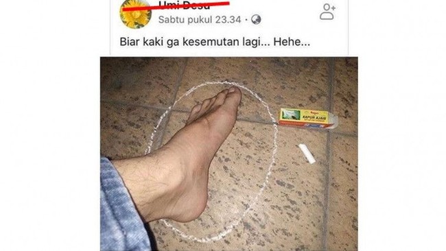 Kaki kesemutan kan cuma peribahasa, Panjul, nggak beneran disemutin maksudnya.. Foto: Facebook