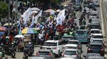 Ada Demo Buruh, Lalin Depan DPR Macet