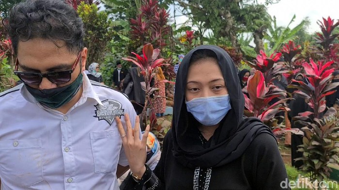 Anak Gatot Brajamusti.