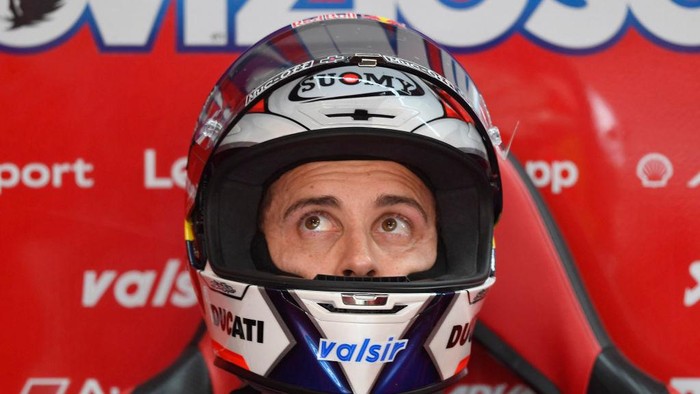 VALENCIA, SPAIN - NOVEMBER 07: Andrea Dovizioso of Italy and Ducati Team looks on in box during the qualifying for the MotoGP of Europe at Comunitat Valenciana Ricardo Tormo Circuit on November 07, 2020 in Valencia, Spain. (Photo by Mirco Lazzari gp/Getty Images)