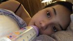 Pose Seksi Anya Geraldine saat Nongkrong di Kafe Instagenik