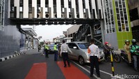 Uji coba dilakukan untuk melihat kekuatan agar menjadi evaluasi jika masih ada kekurangan dari underpass tersebut. Setelah diuji coba, underpass itu akan kembali ditutup.