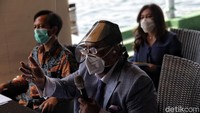 Lanjut ada aliran dana Rp 6 miliar dari rekening tabungan Winda Lunardi.