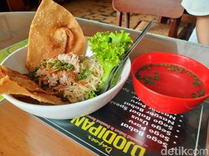 Slurp! Ini Mi Khas Jawa Timur yang Wajib Dicicipi