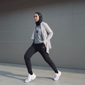 8 Inspirasi Style Hijab untuk Olahraga dari Selebgram