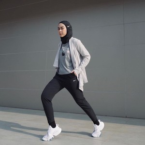 8 Inspirasi Style Hijab untuk Olahraga dari Selebgram 8 Inspirasi Style Hijab untuk Olahraga dari Selebgram