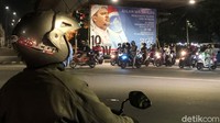 Seperti diketahui, Habib Rizieq bertolak dari Arab Saudi ke Indonesia menumpangi pesawat Saudiya pukul 19.30 waktu setempat. Pesawat yang ditumpangi Habib Rizieq diperkirakan akan mendarat di Bandara Soetta besok 10 November pukul 09.00 WIB.