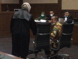 Kala Djoko Tjandra Berurai Air Mata saat Bersaksi di Sidang Pinangki