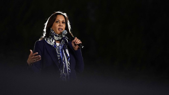 Democratic vice presidential candidate Sen. Kamala Harris, D-Calif., speaks at a campaign event Tuesday, Oct. 27, 2020, in Las Vegas. (AP Photo/John Locher)