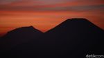 Menikmati Sunrise yang Mempesona Dari Prau