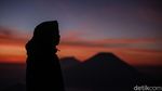 Menikmati Sunrise yang Mempesona Dari Prau