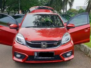Pandemi Tak Kunjung Usai, Banyak Orang Butuh Duit Pilih Jual Mobil