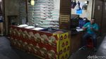 Pedagang di Pasar Baru Bandung Ramai-ramai Jual Kios
