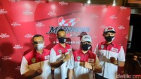Dimas Ekky juga hari ini diresmikan sebagai salah satu pebalap MRTI, sedangkan pebalap satunya lagi masih belum diumumkan dalam acara ini.
