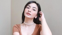 Rekan-rekan akun Verified pun tidak segan-segan menuliskan komentar di foto-fotonya. Gabisa ini dilepas gitu aja apa lagi disia-siain, tulis Marsha Risdasari. (Foto: dok. Instagram @valtifanka) 