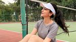 Valerie Tifanka Pose di Instagram, Ada yang Mulus Tapi Bukan Jalanan
