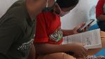 Semangat Belajar Anak-anak Pengungsi Merapi