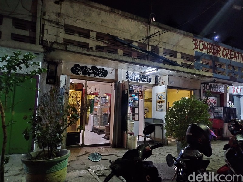 Slruup! Gurihnya Susu Murni Ijan yang Eksis 70 Tahun di Bandung