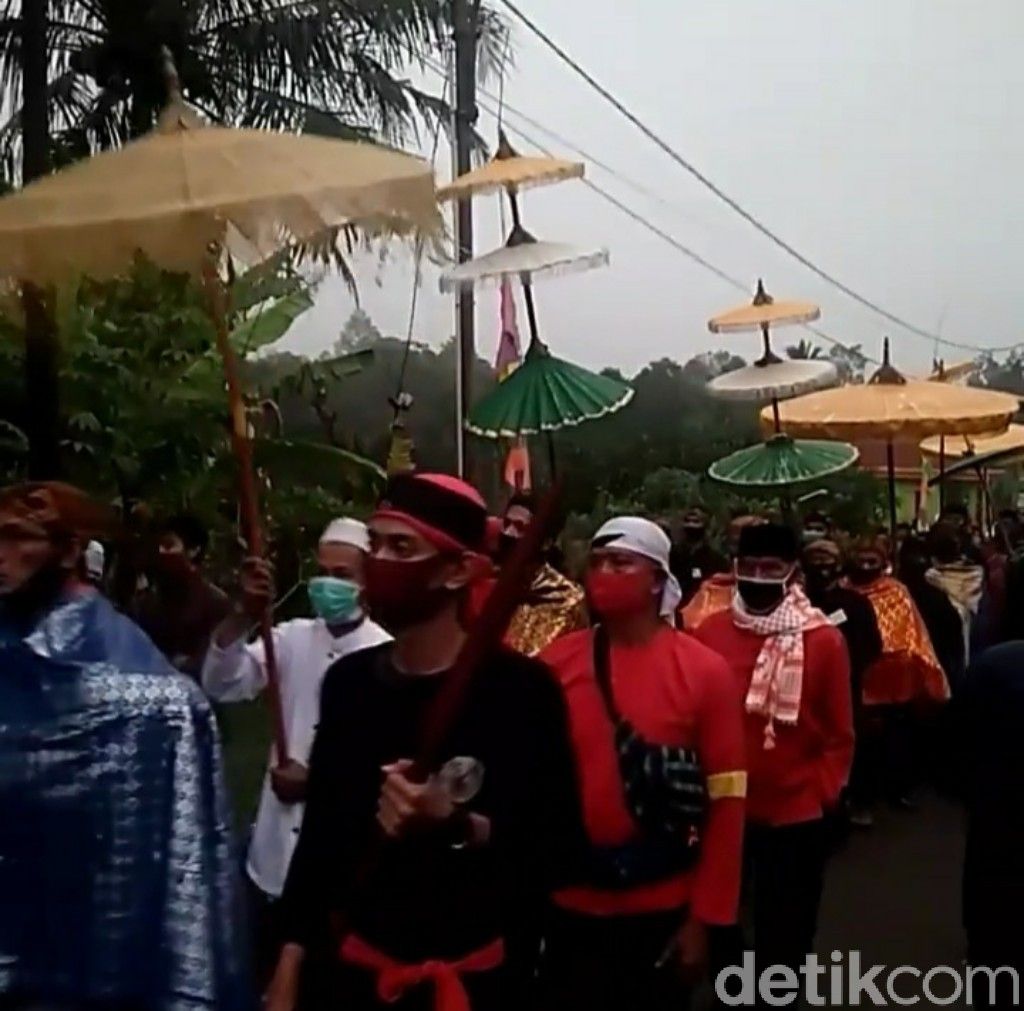 Tradisi Nyangku Ciamis