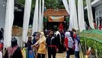Tradisi Nyangku Ciamis di Tengah Pulau Situ Panjalu
