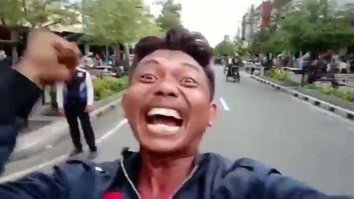 Viral video pria berteriak saat uji coba Malioboro bebas kendaraan.