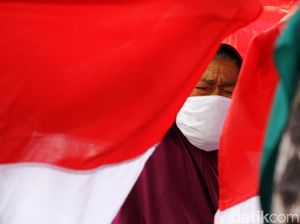 Warga Sukoharjo Rayakan Hari Pahlawan di Posyandu Lansia