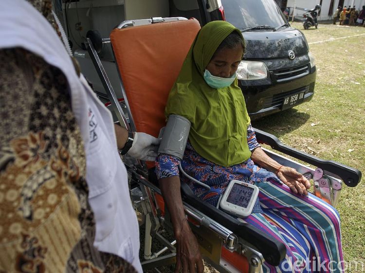 Ada Layanan Pemeriksaan Kesehatan di Barak Pengungsian Sleman