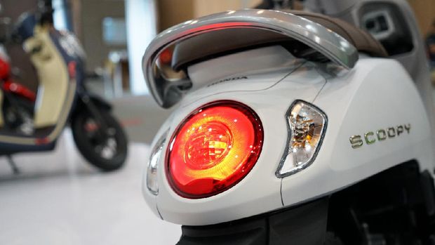 Honda luncurkan Scoopy generasi ke-5.