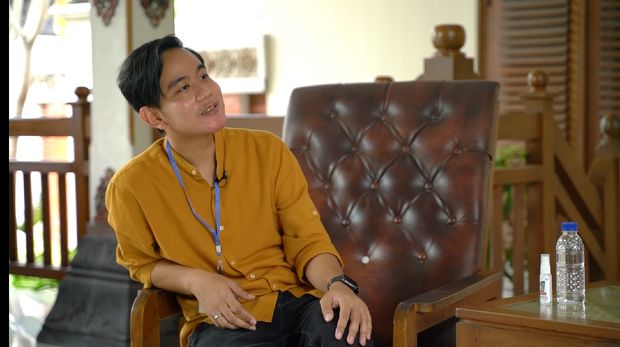 Chef Arnold Ngobrol Bareng Gibran Rakabuming, Bahas UKM hingga Makanan Favorit