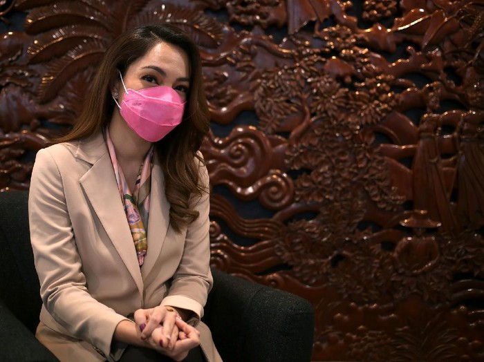 dr. Reisa Broto Asmoro dokter Reisa Broto Asmoro saat berkunjung ke kantor Kementerian Komunikasi dan Informasi, Medan Merdeka Barat, Jakarta, Senin, 2 November 2020.