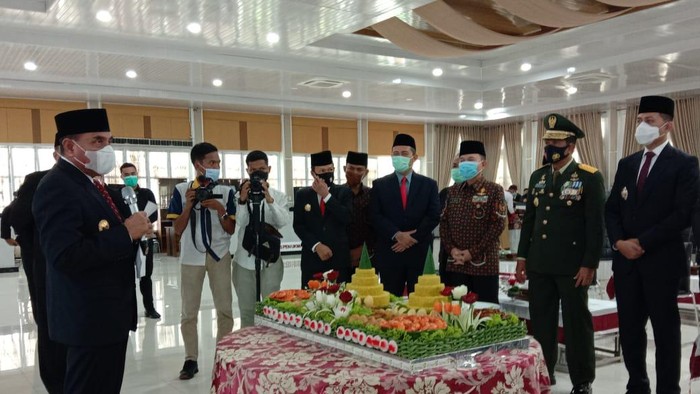 Gubsu Edy Rahmayadi saat syukuran SM Amin Nasution menjadi pahlawan nasional (Ahmad Arfah-detikcom)