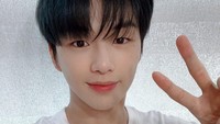 Manajemen JYP Entertainment sudah mengkonfirmasi kabar ini. Kang Daniel dan Jihyo TWICE memang benar sudah putus belum lama ini, ujarnya. (Foto: dok. Instagram @daniel.k.here) 