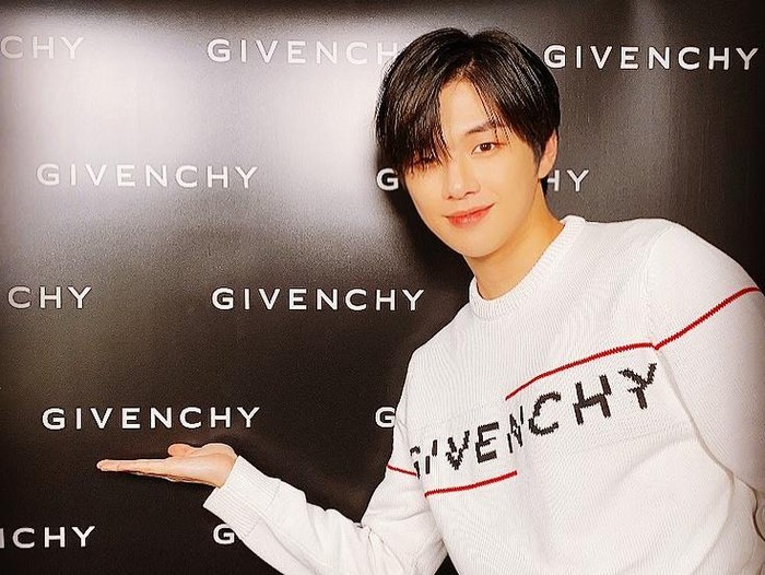 Kang Daniel putus dengan JIhyo TWICE Kang Daniel putus dengan JIhyo TWICE